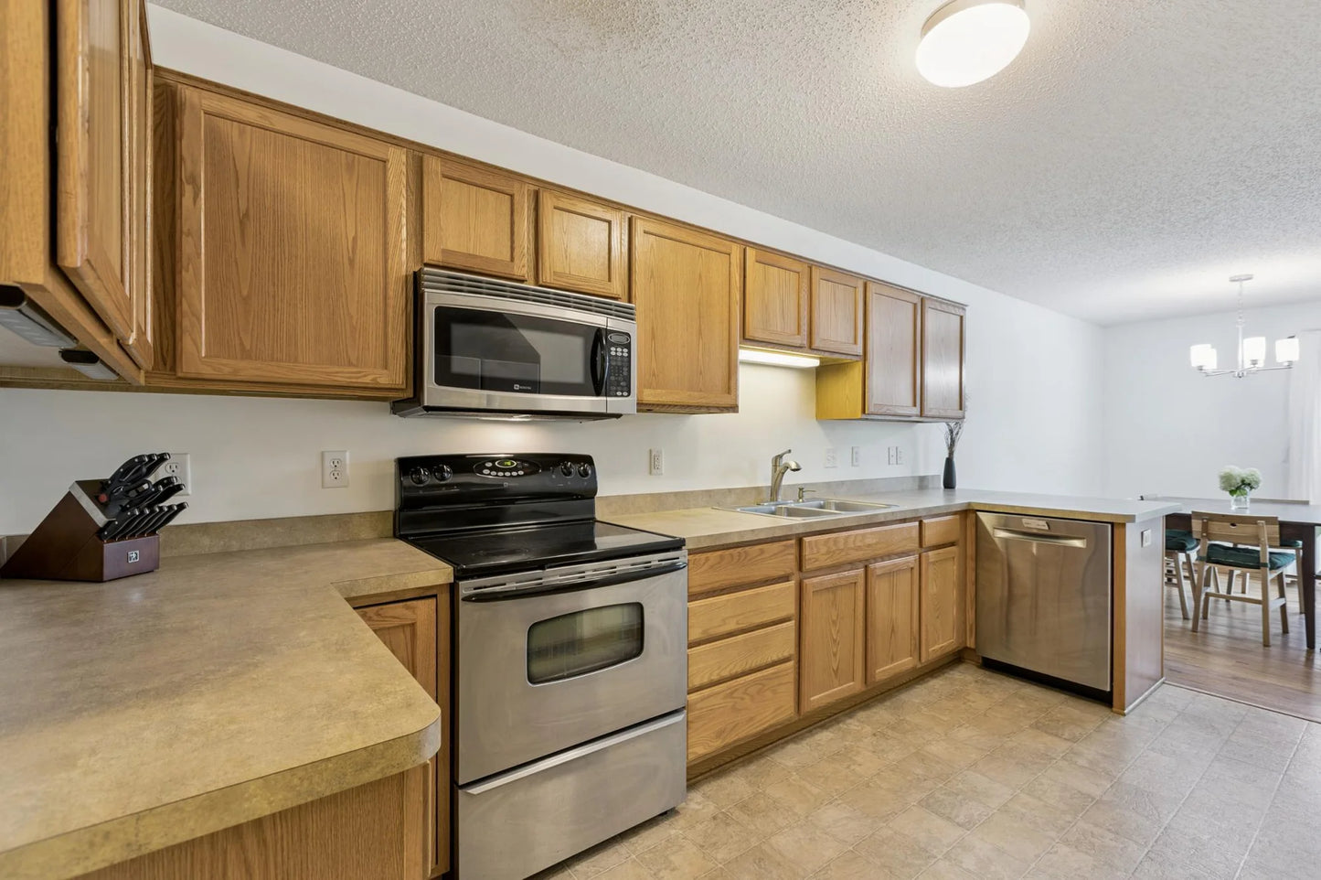 6177 Manchester Avenue, Otsego, MN 55301