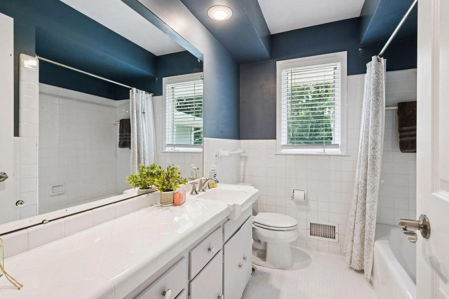 4917 Lantana Lane, Edina, MN 55435