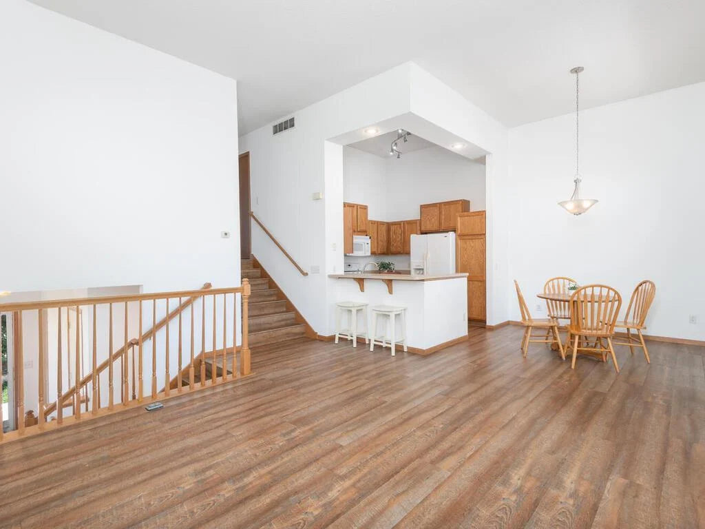 4892 Bluff Heights Trail, Prior Lake, MN 55372