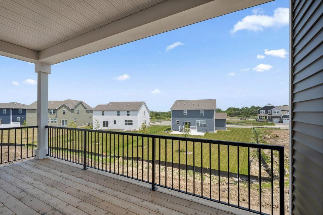 1683 Oak Creek Court, Chaska, MN 55318