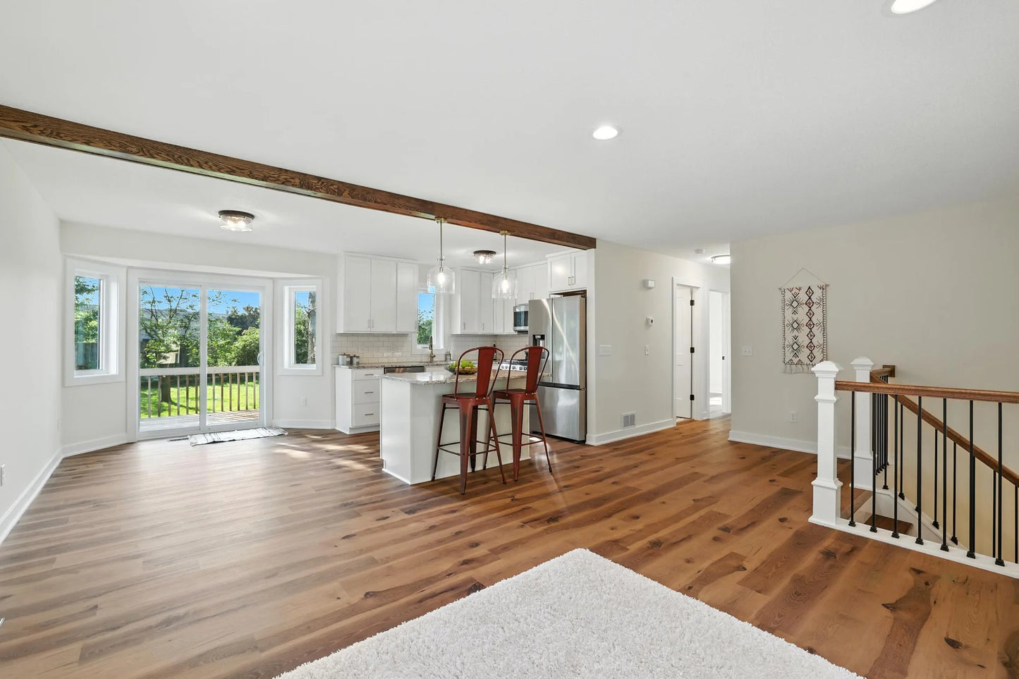 6162 Kalland Drive, Albertville, MN 55301