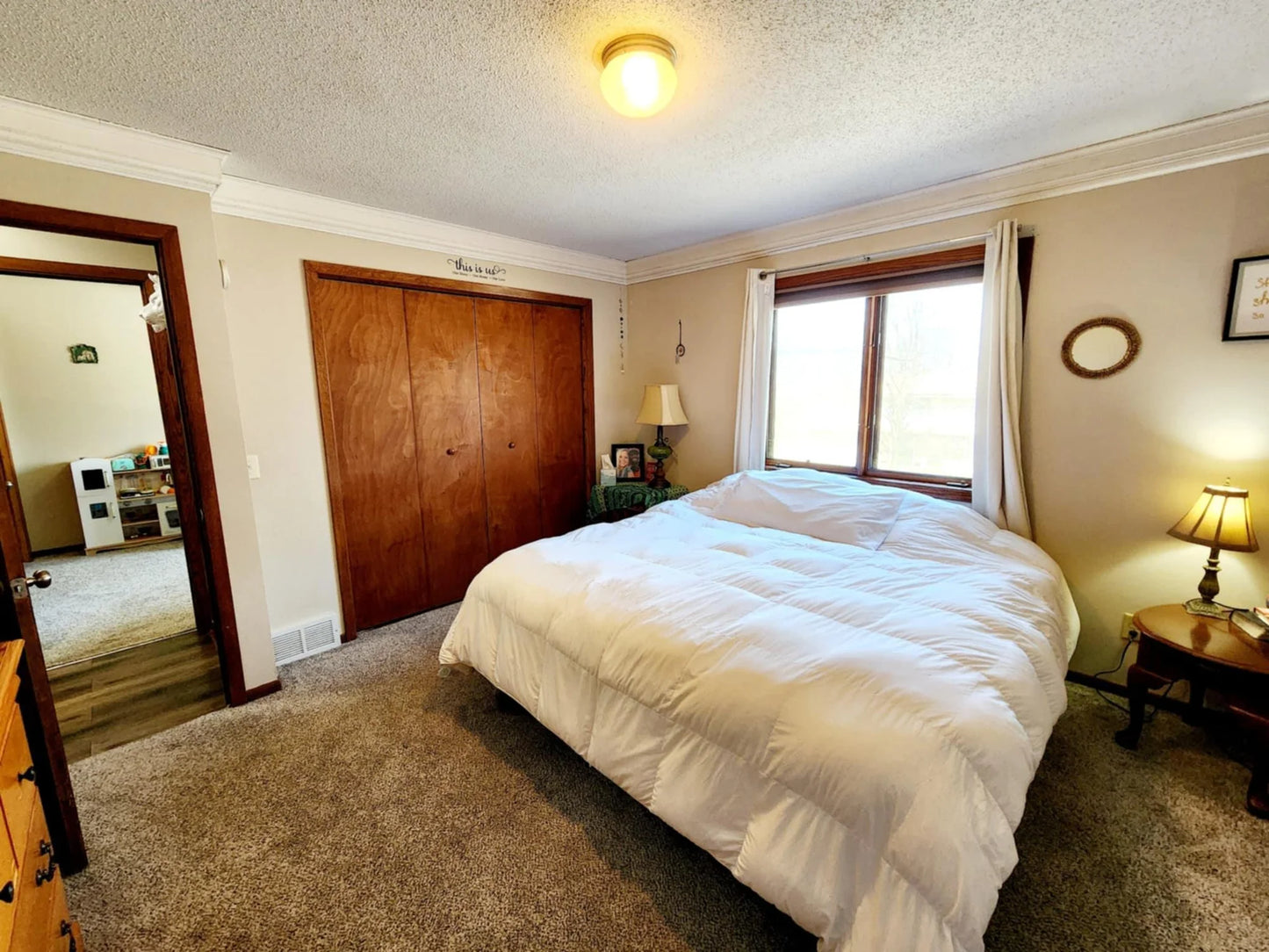 2805 Brookview Drive, Burnsville, MN 55337