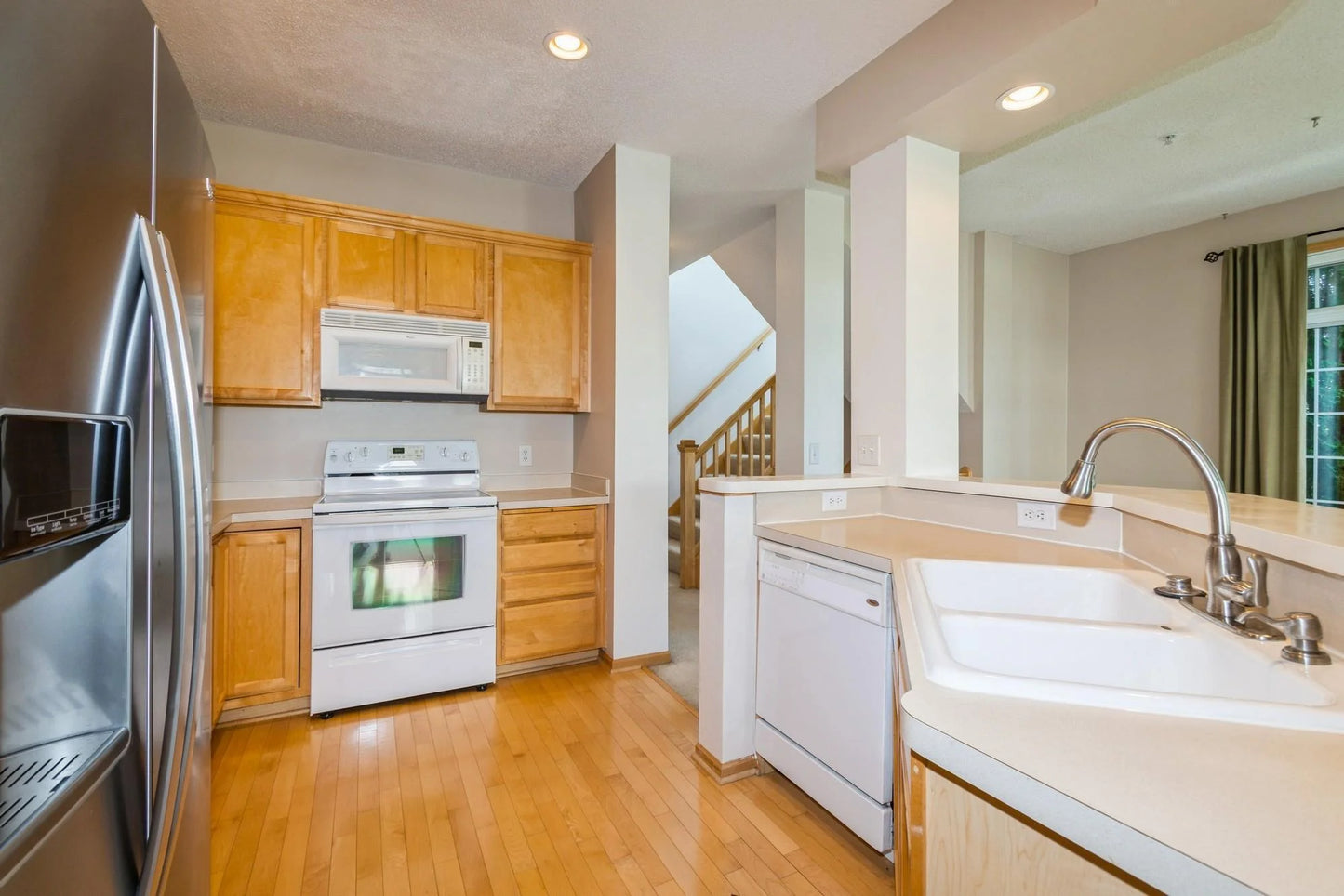 4342 Victor Path, Hugo, MN 55038