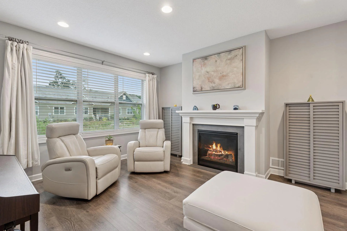 630 Lovell Avenue, Roseville, MN 55113