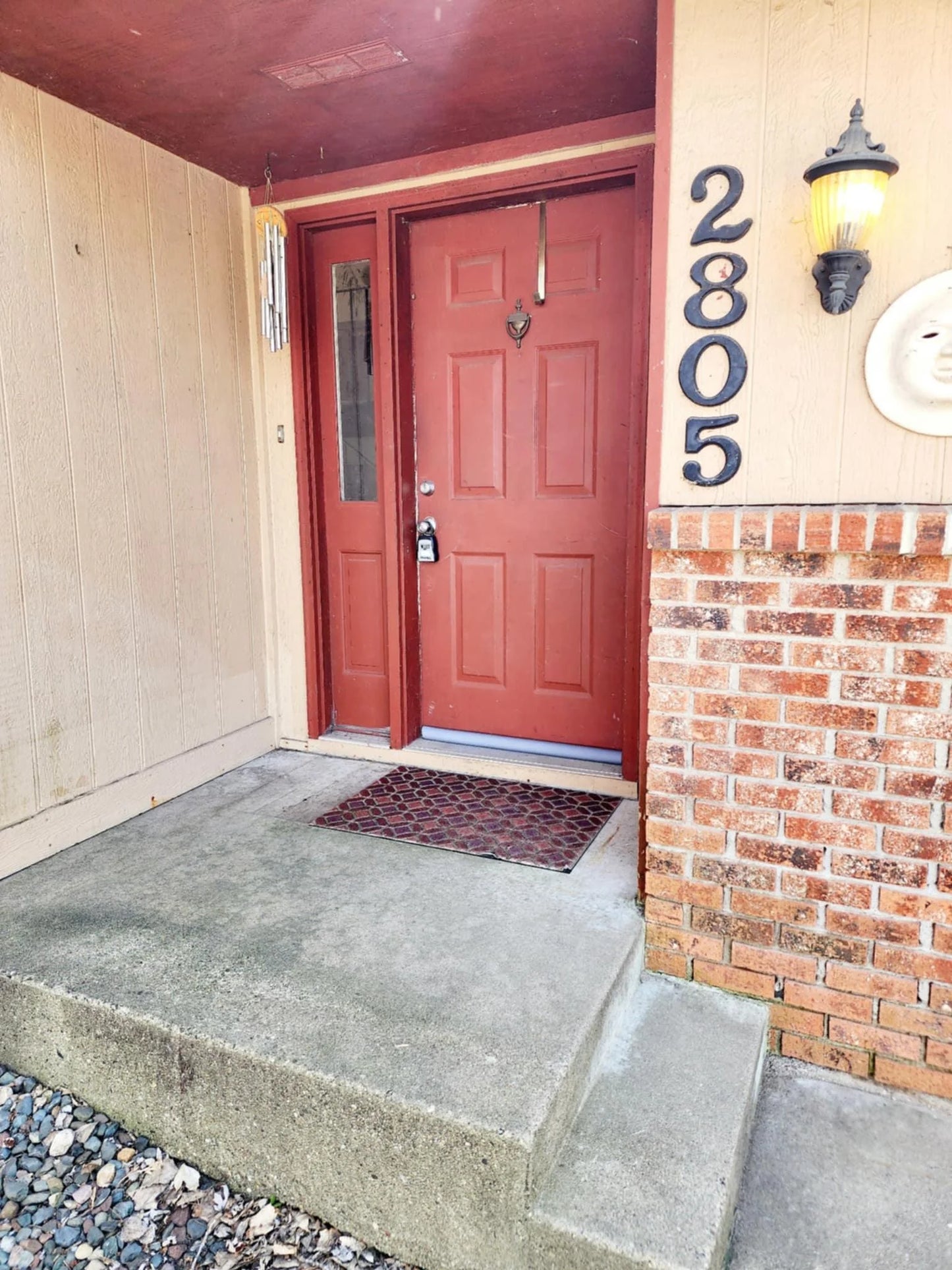 2805 Brookview Drive, Burnsville, MN 55337