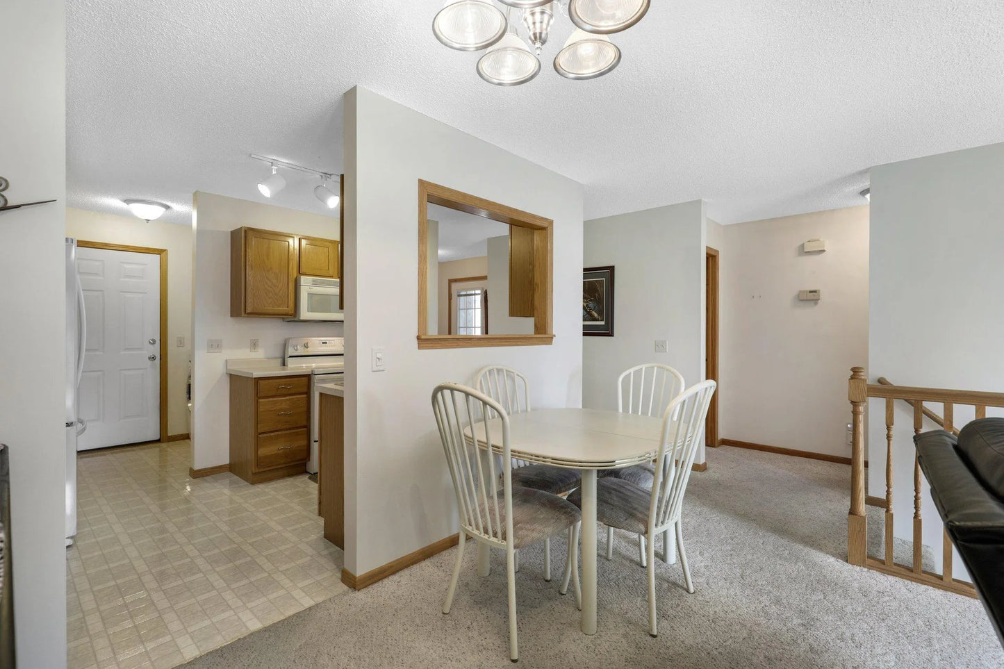 10450 64th Way, Albertville, MN 55301