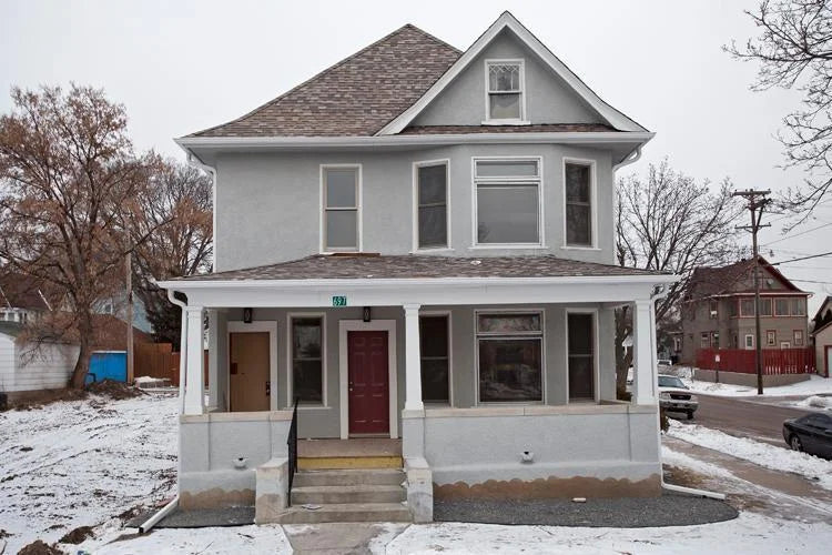 697 Cook Avenue, Saint Paul, MN 55106