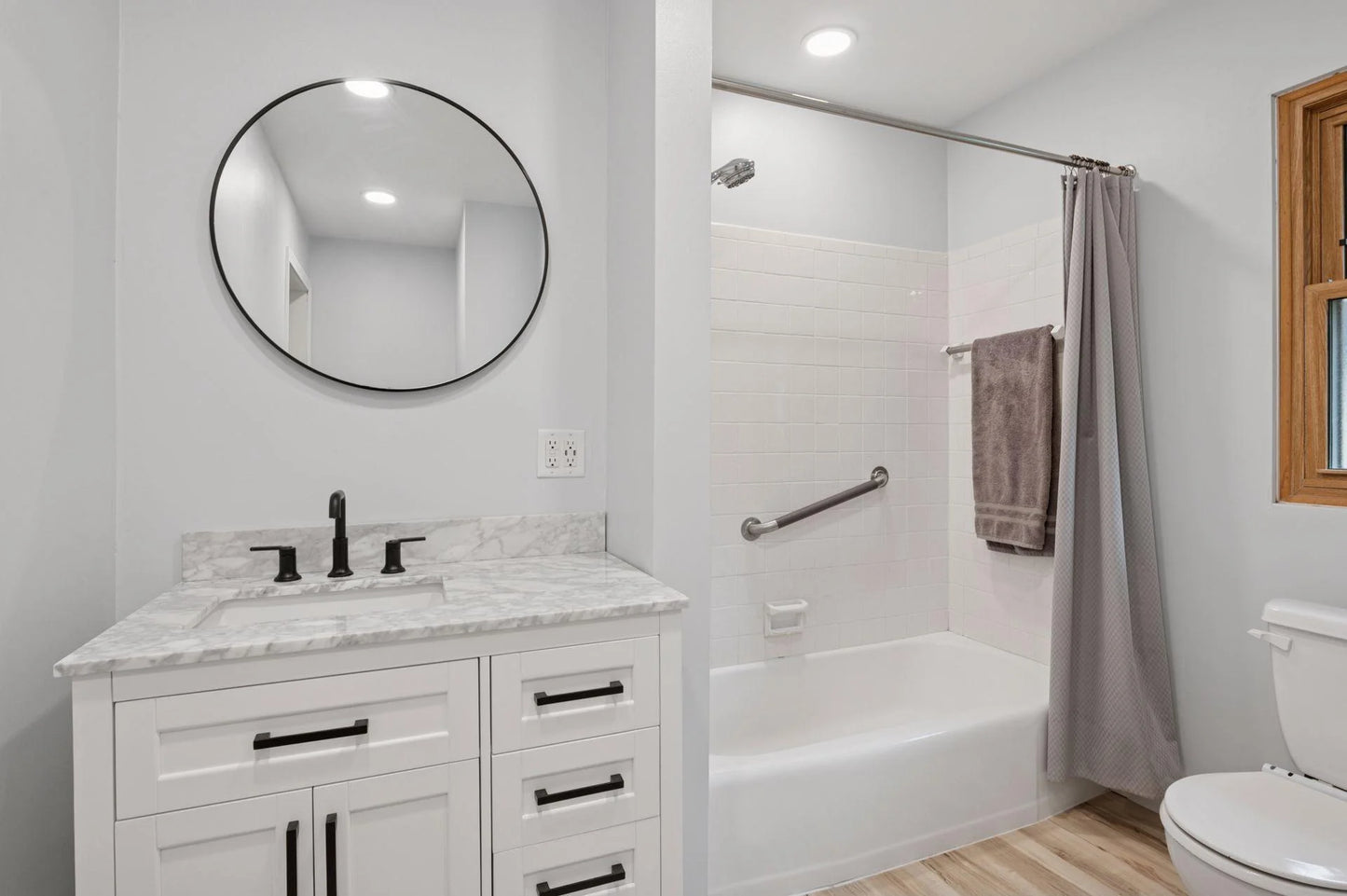 63 Langer Circle, West Saint Paul, MN 55118