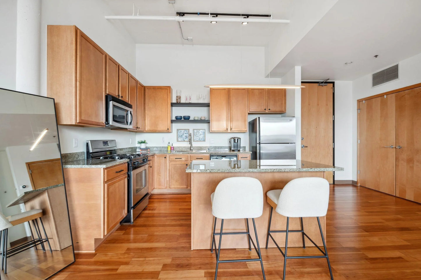 1701 Madison Street, Minneapolis, MN 55413