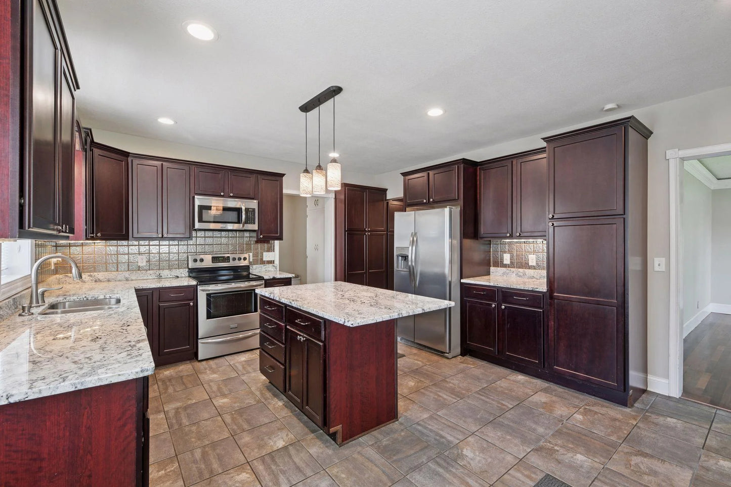301 Lake Street, Waconia, MN 55387