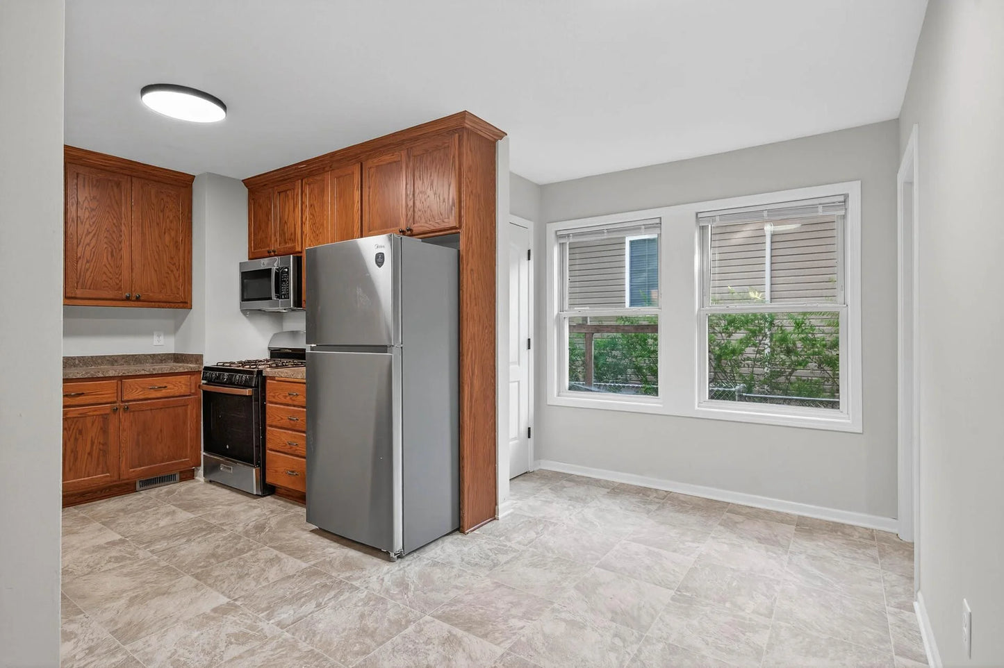 5225 6th Street, Minneapolis, MN 55430