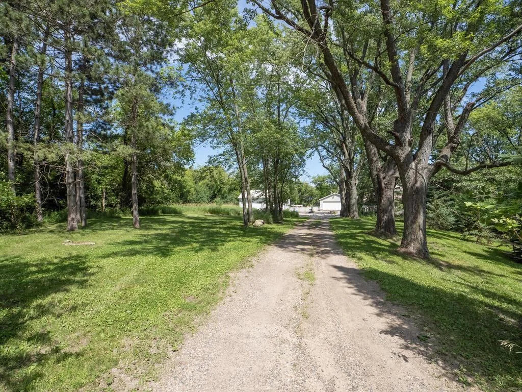 13775 Isleton Avenue, Hugo, MN 55038