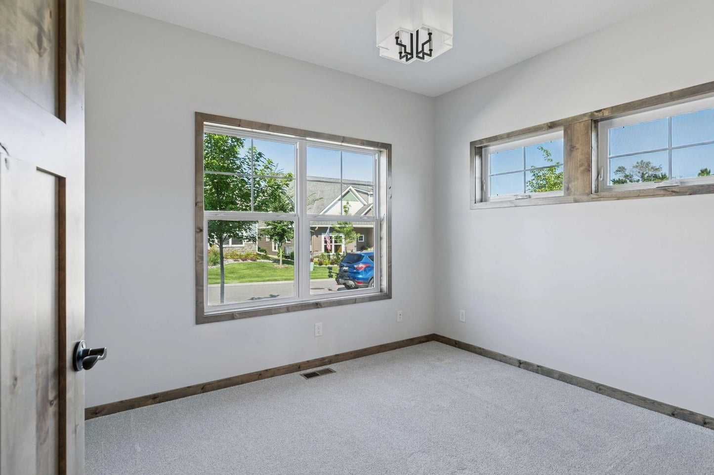 109 Vista Way, Waconia, MN 55387