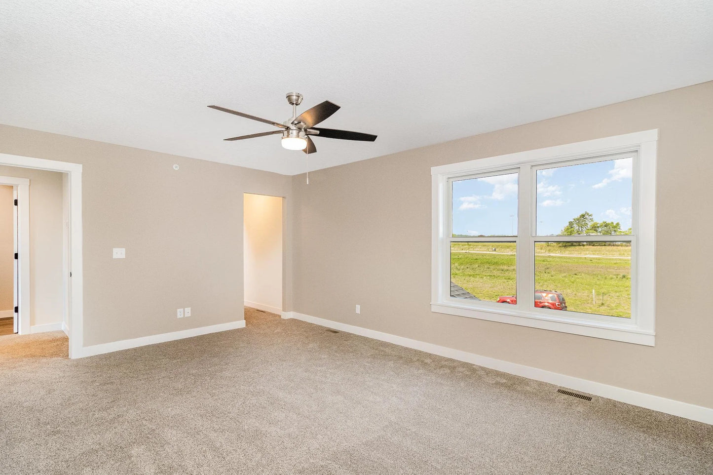 813 Viburnum Street, Belle Plaine, MN 56011