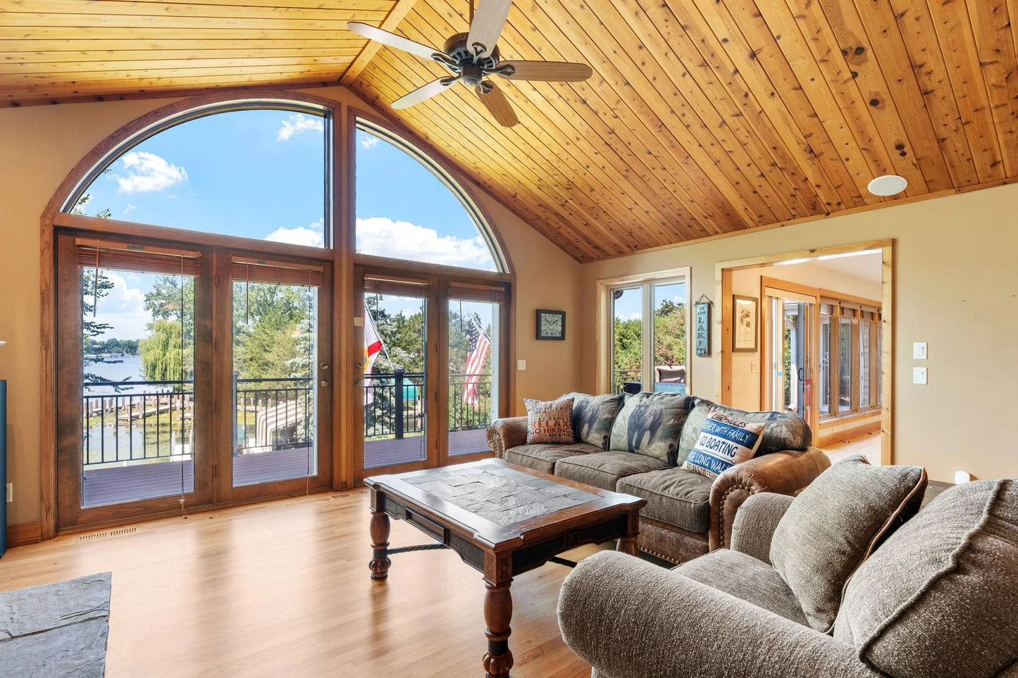 4360 Enchanted Drive, Shorewood, MN 55364