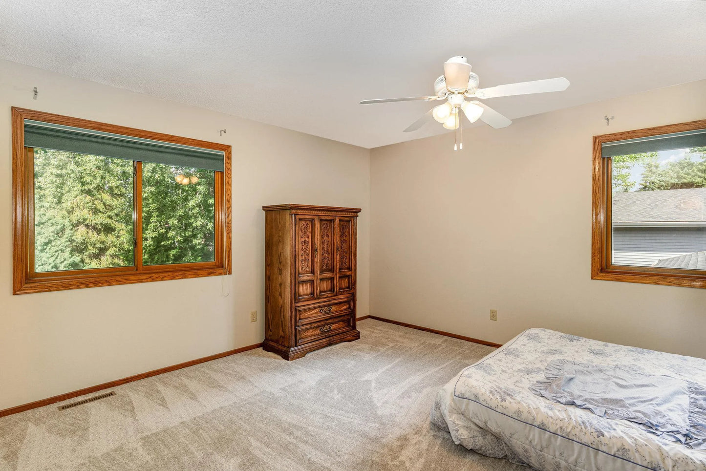 4231 Yorktown Drive, Eagan, MN 55123
