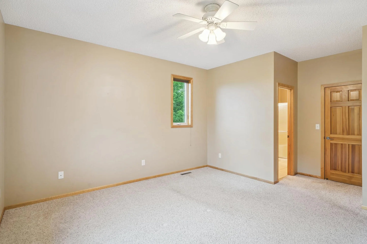 501 Meadow Lane, Norwood Young America, MN 55397