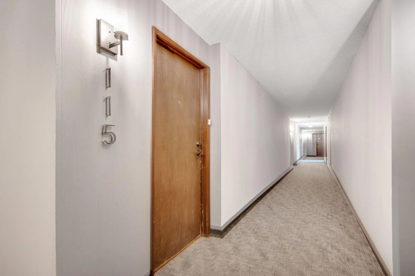 6201 Saint Croix Trail, Oak Park Heights, MN 55082