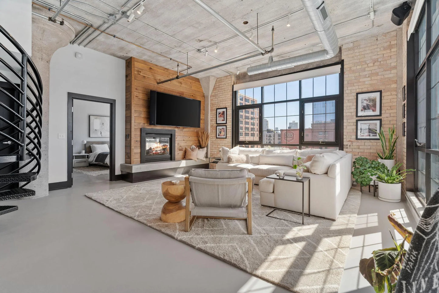 525 3rd Street, Minneapolis, MN 55401
