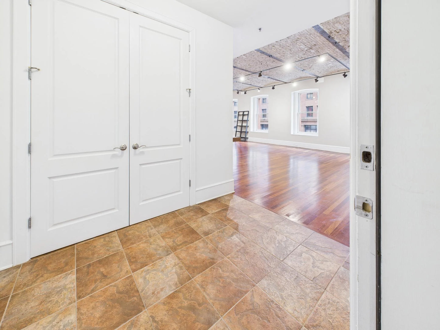 300 Wall Street, Saint Paul, MN 55101