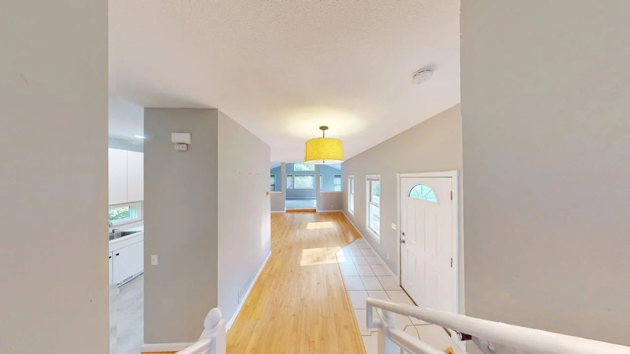 520 Hanlon Ave , Orono, MN 55391