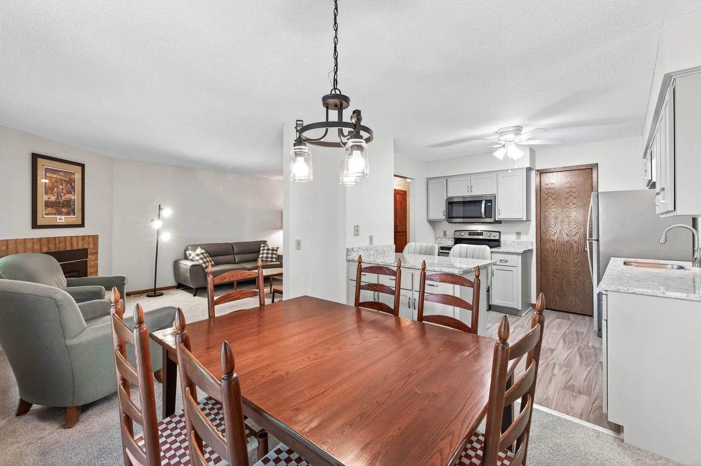 4357 Buckingham Court, Vadnais Heights, MN 55127