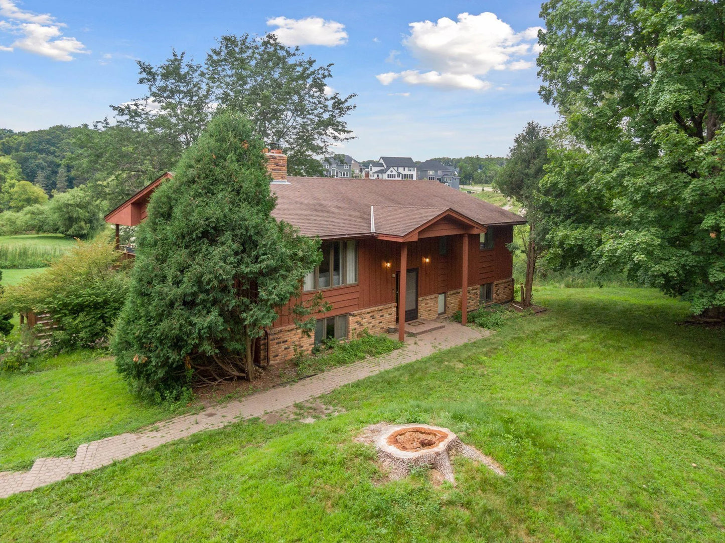 6225 Vicksburg Lane, Maple Grove, MN 55311