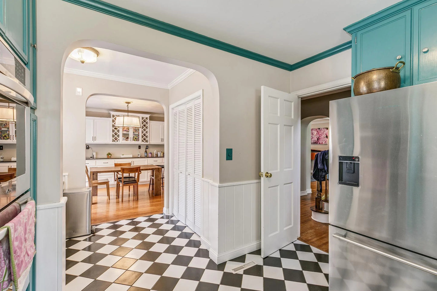 4354 Browndale Avenue, Saint Louis Park, MN 55424