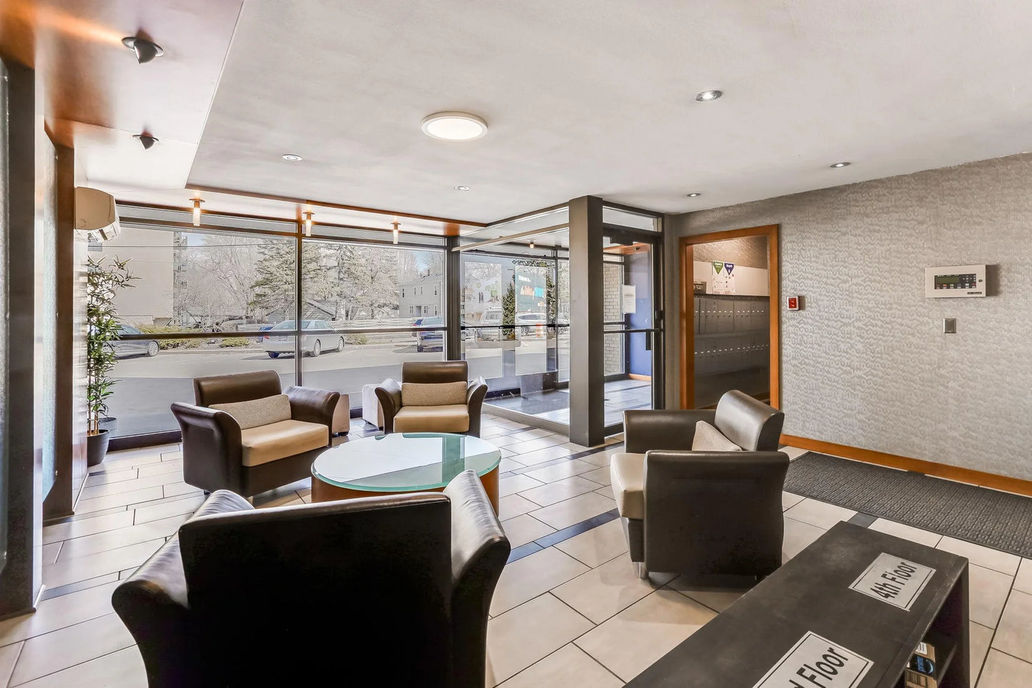 3150 Excelsior Boulevard, Minneapolis, MN 55416