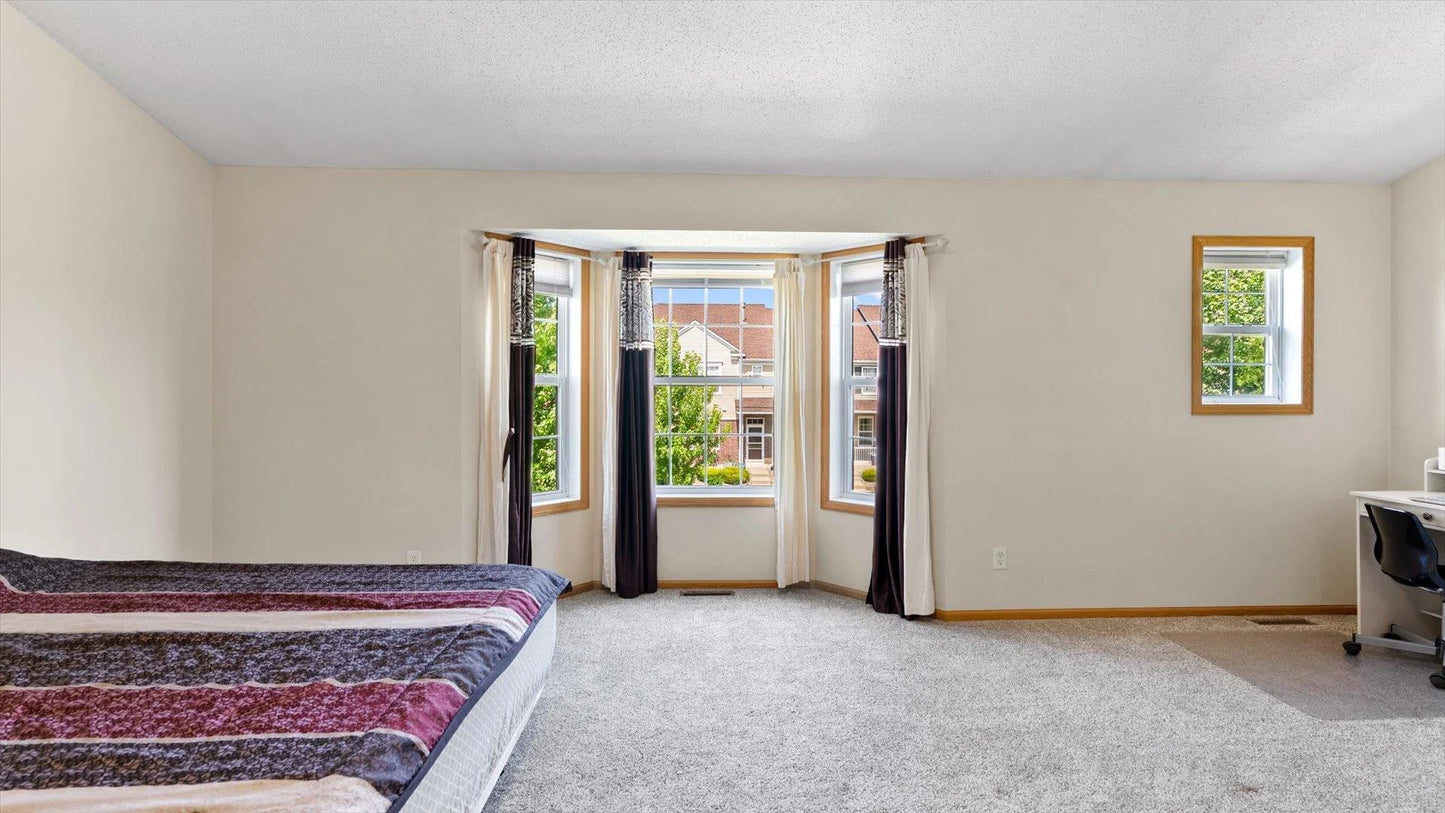 13749 Atrium Avenue, Rosemount, MN 55068