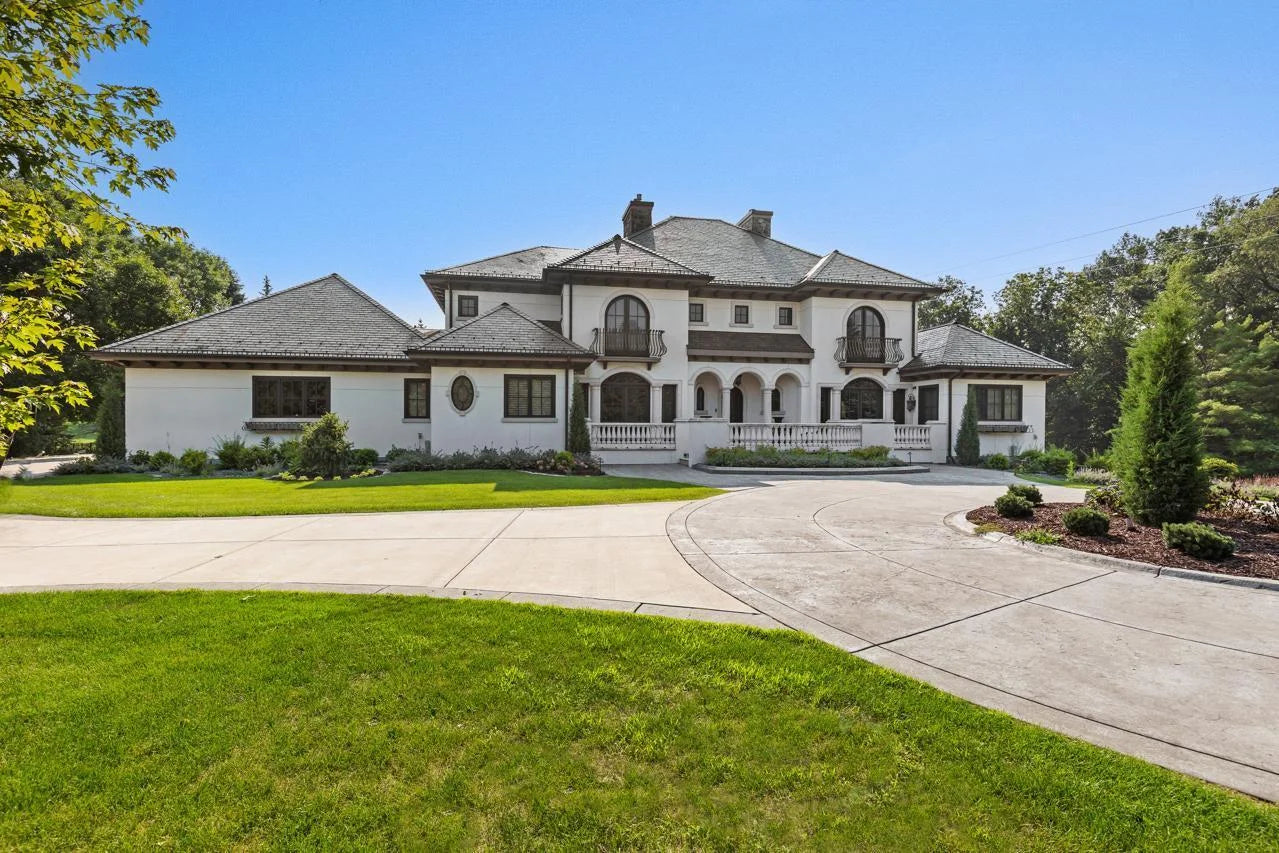 1560 Hunter Drive, Medina, MN 55391