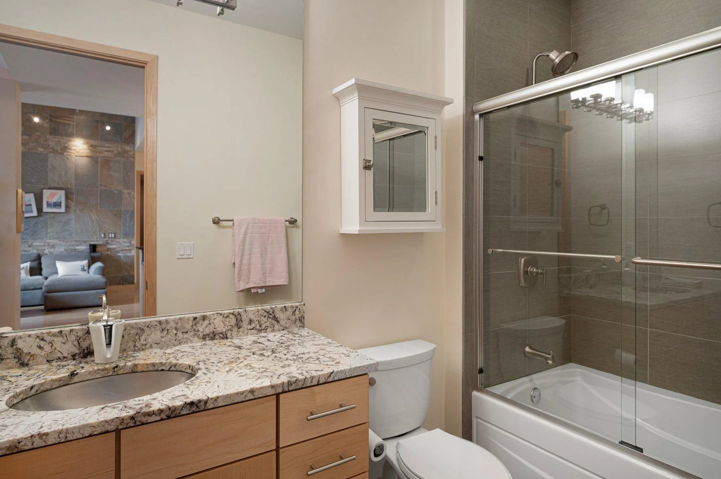 100 3rd Avenue, Minneapolis, MN 55401