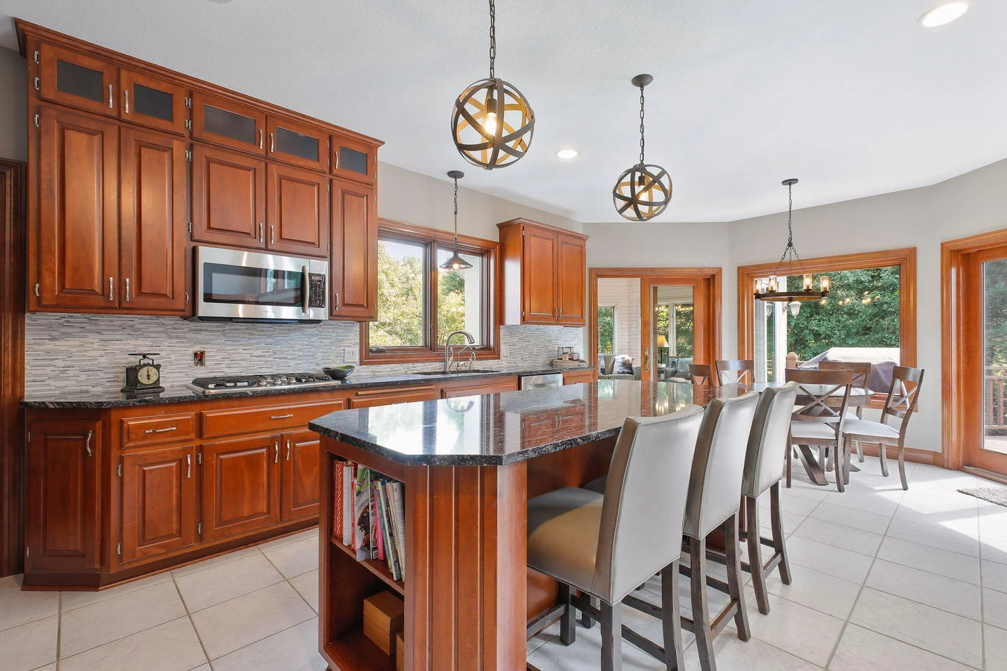 960 Bayside Lane, Minnetrista, MN 55364
