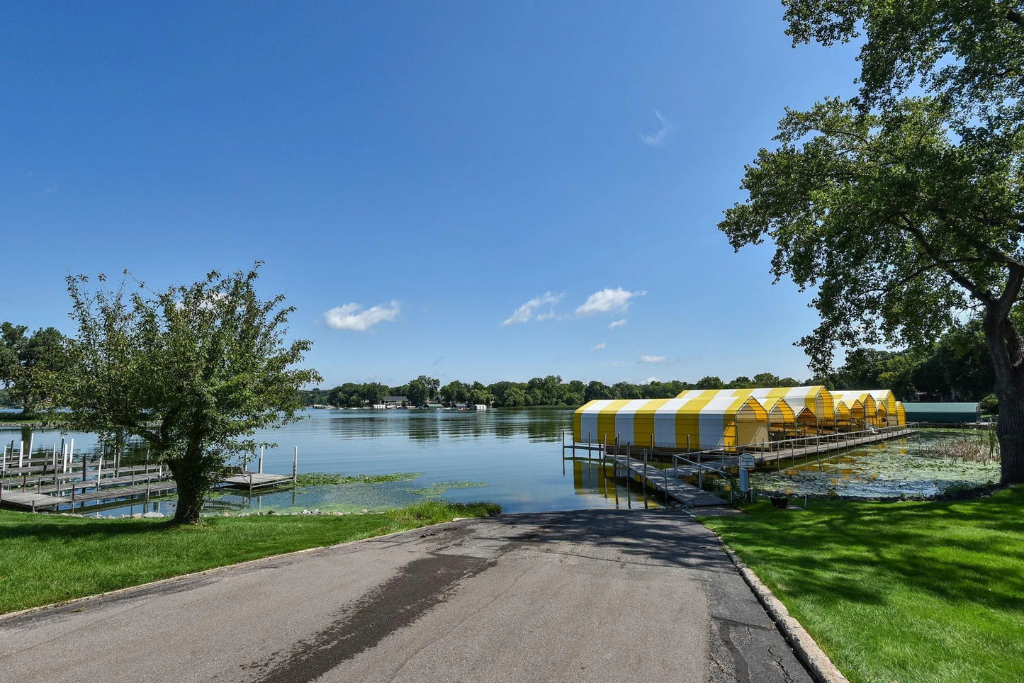 5450 Three Points Boulevard, Mound, MN 55364