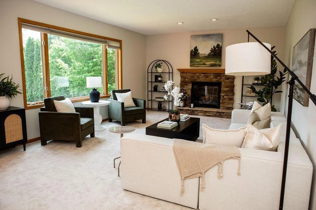 2505 Christian Drive, Chaska, MN 55318