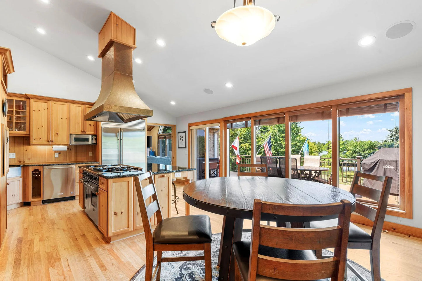 4360 Enchanted Drive, Shorewood, MN 55364