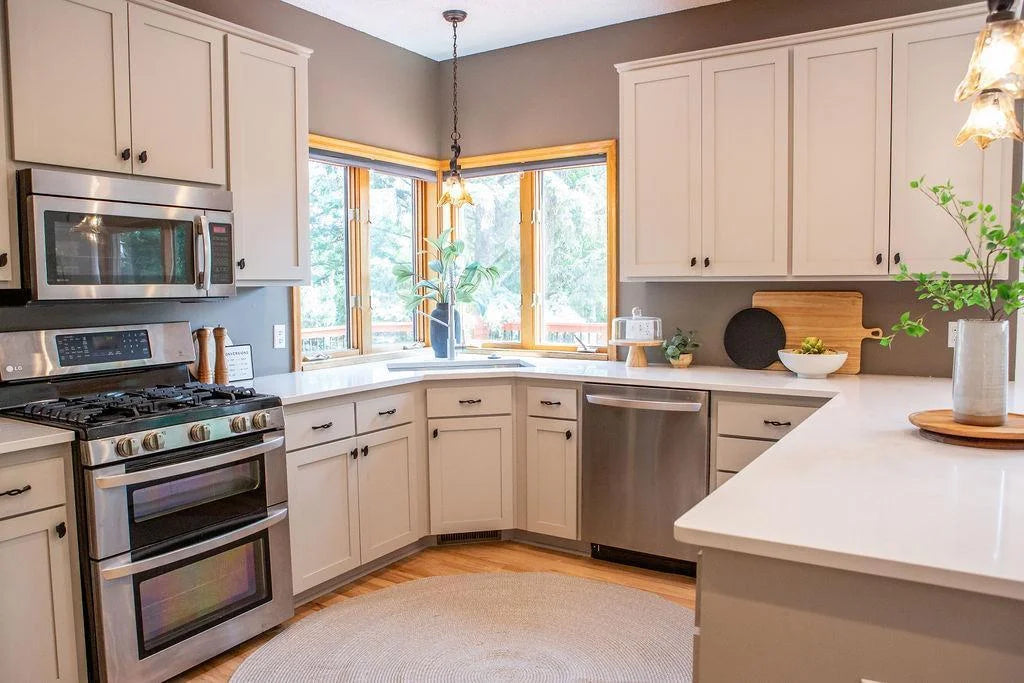 2505 Christian Drive, Chaska, MN 55318
