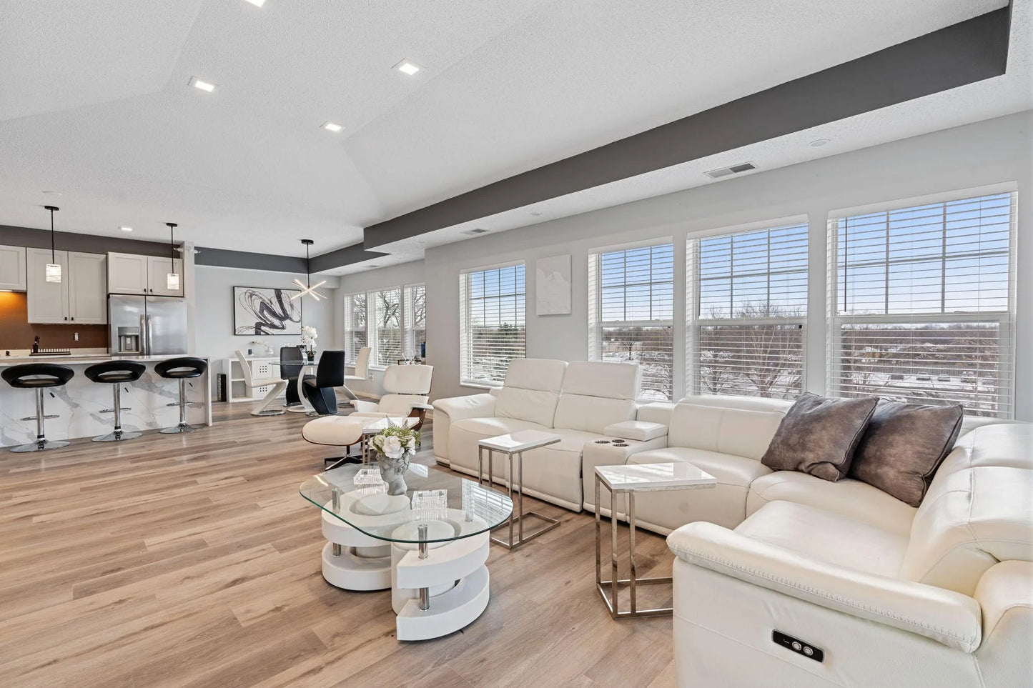 3800 85th Avenue, Brooklyn Park, MN 55443