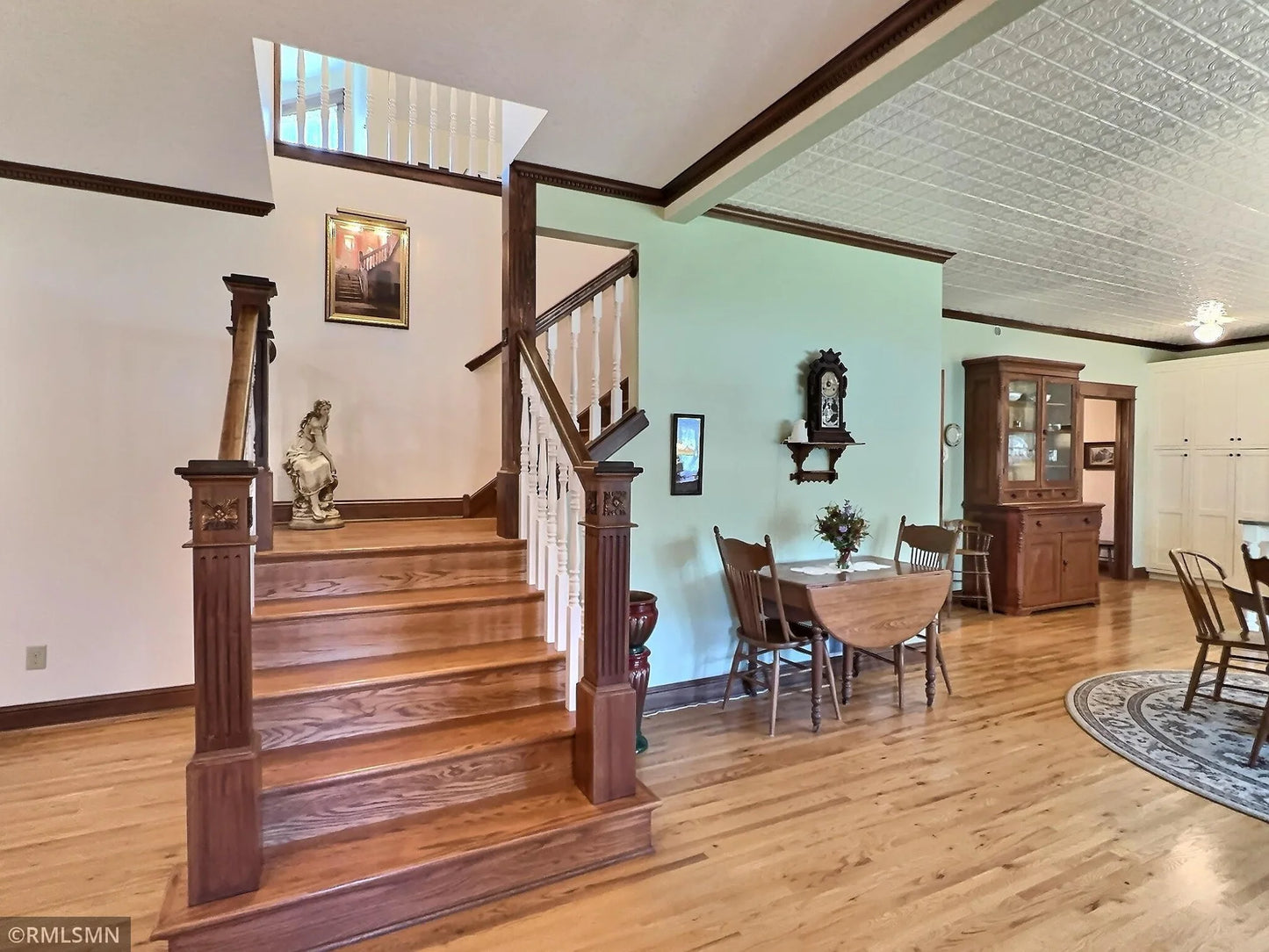 211 4th Street, Maple Lake, MN 55358