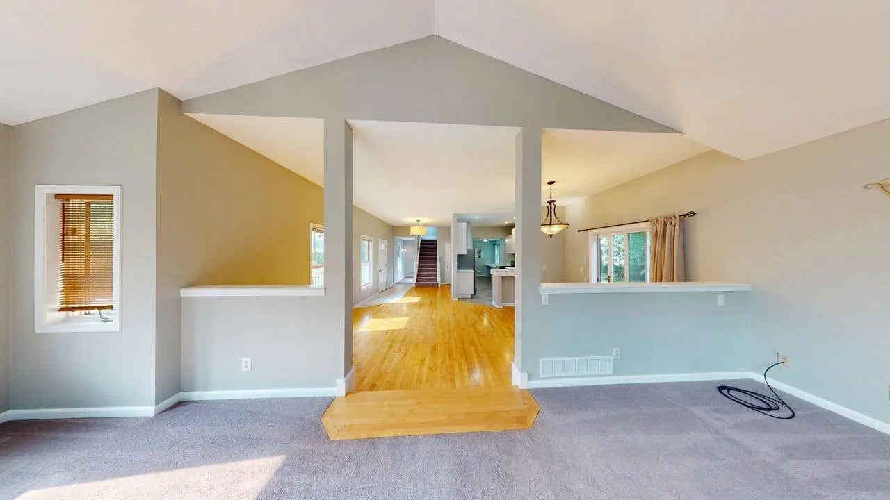 520 Hanlon Ave , Orono, MN 55391