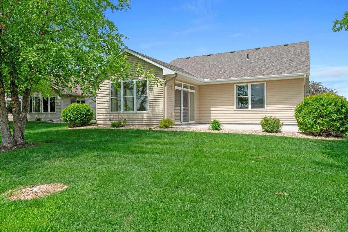 1223 Cypress Drive, Annandale, MN 55302