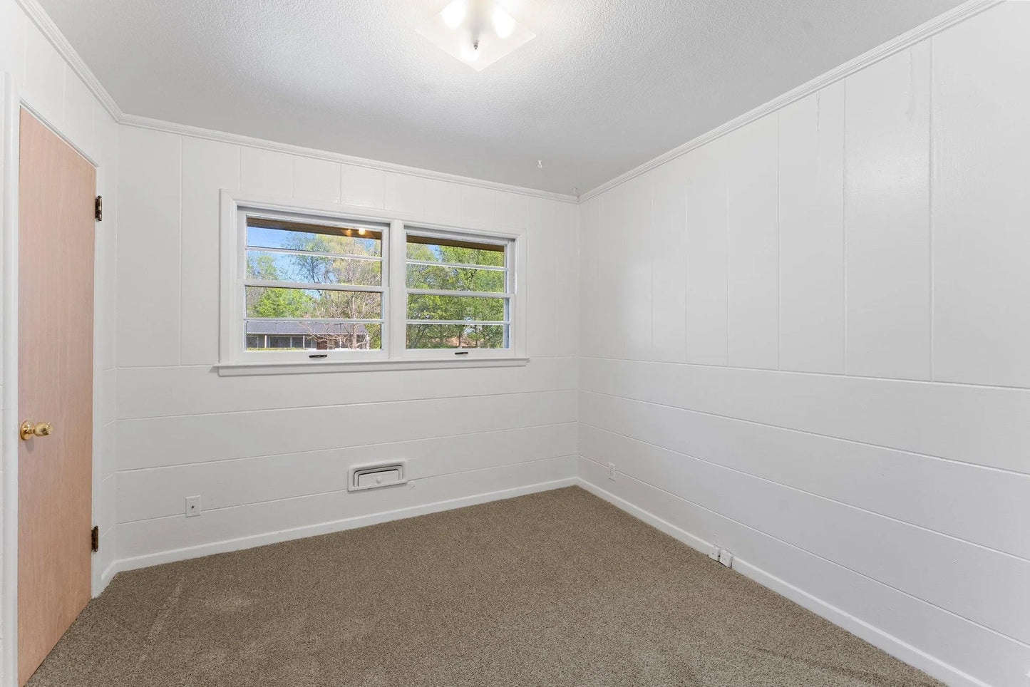 6200 Virginia Avenue, Edina, MN 55424