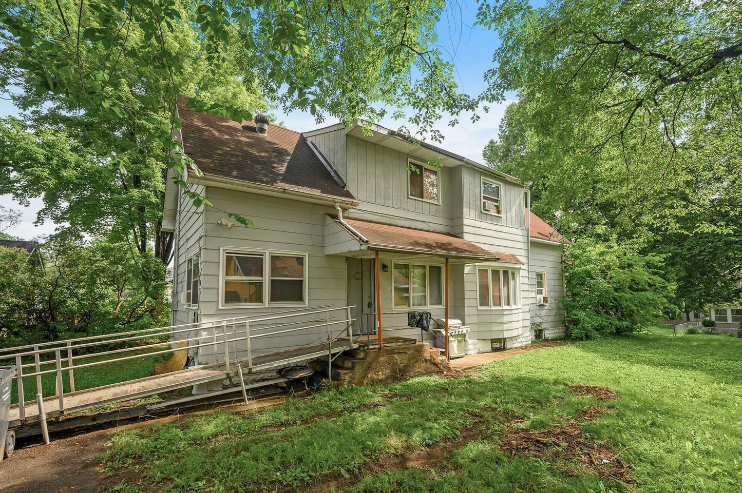 2523 Thomas Avenue, Minneapolis, MN 55411