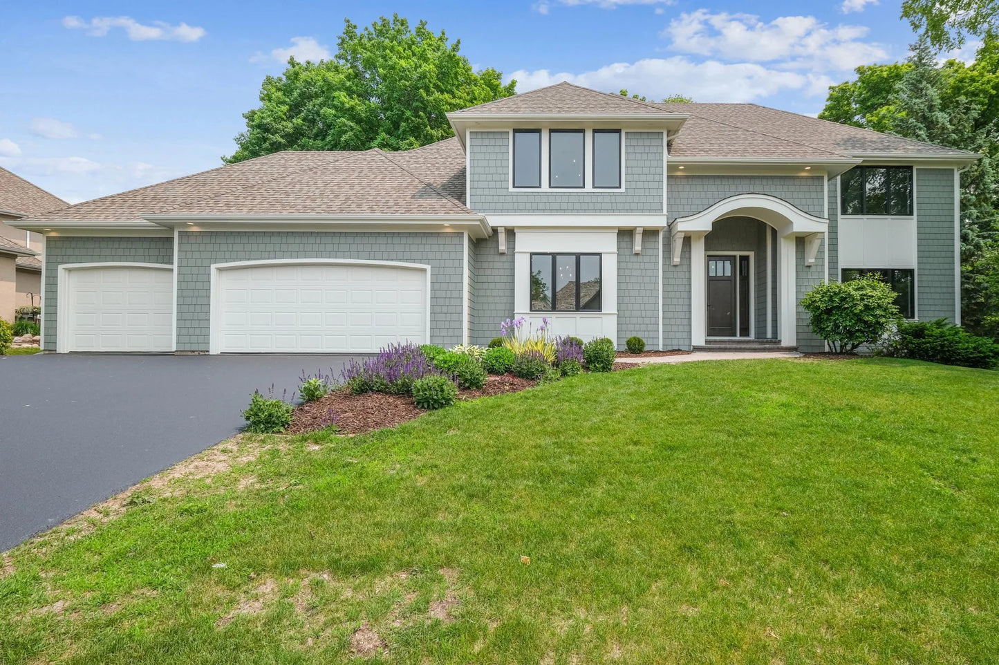 9535 Olympia Drive, Eden Prairie, MN 55347