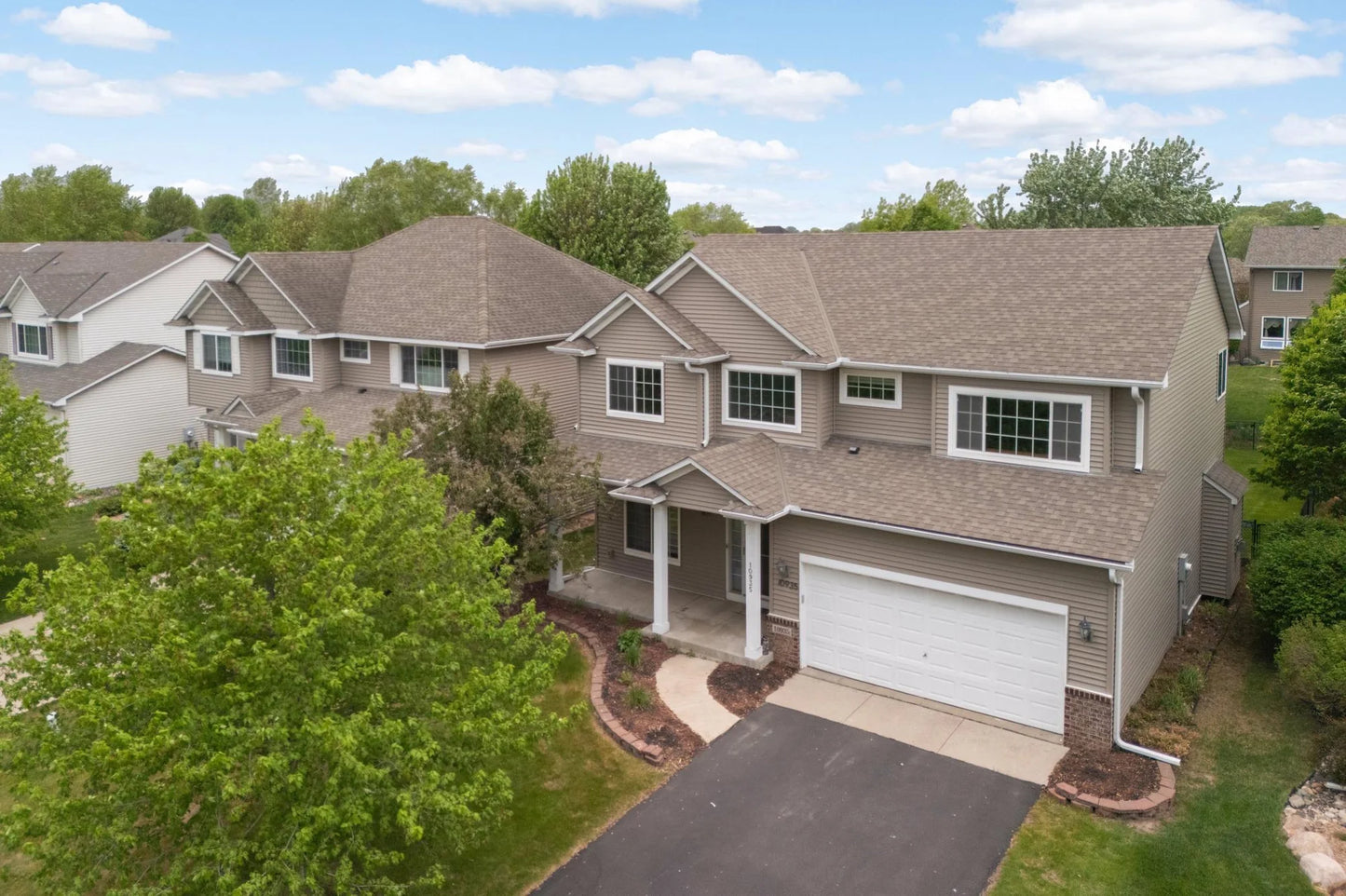 10935 Eagle View Place, Woodbury, MN 55129