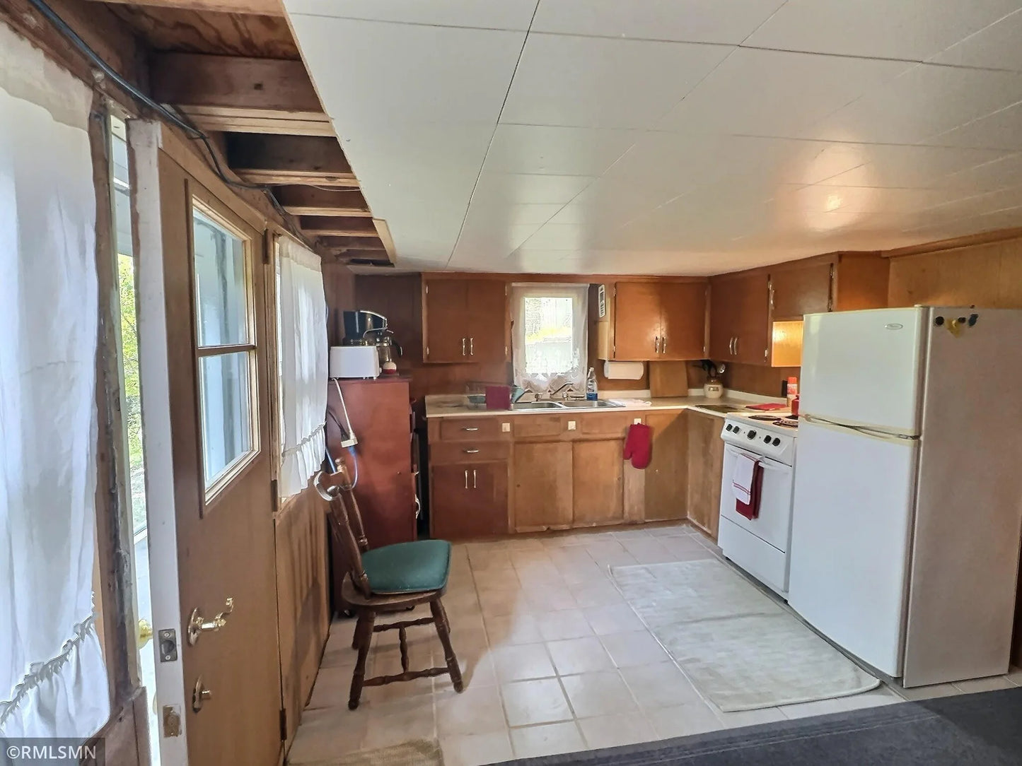 6157 Quinn Avenue, South Haven, MN 55382
