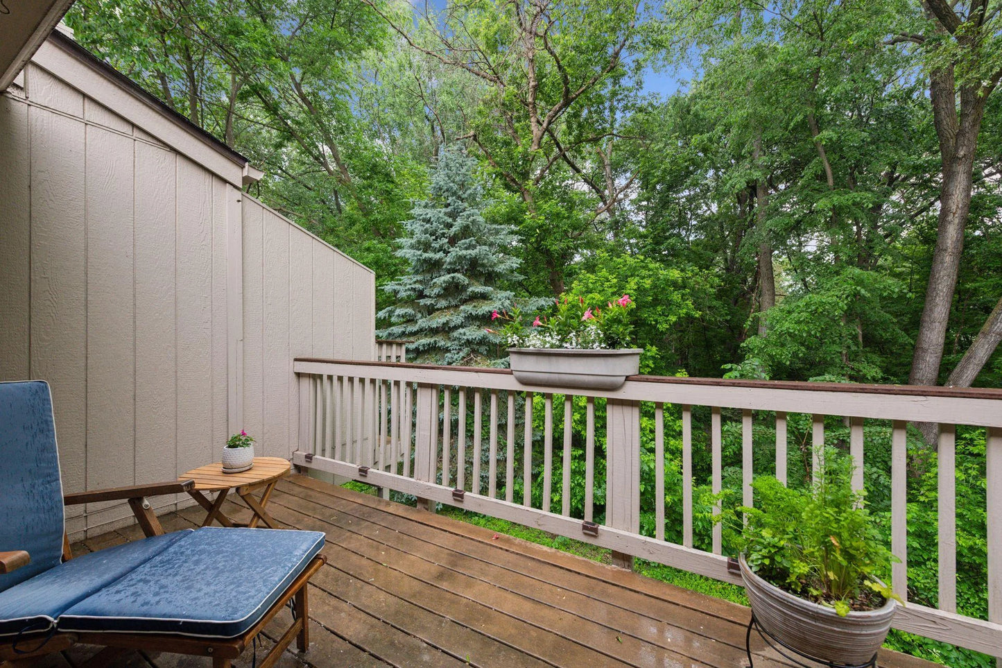 1623 Black Oaks Place, Plymouth, MN 55447