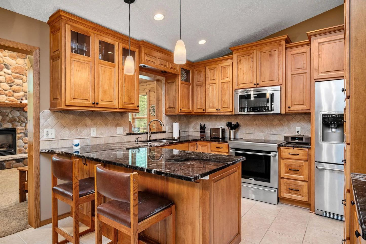 2520 Florida Avenue, Golden Valley, MN 55427