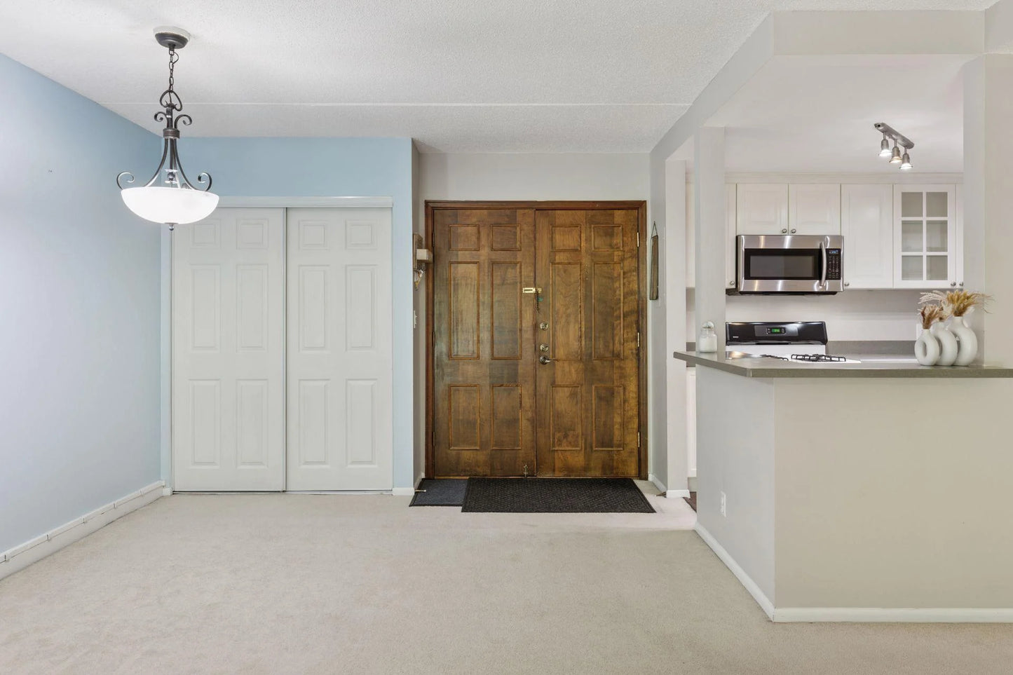 6650 Vernon Avenue, Edina, MN 55436