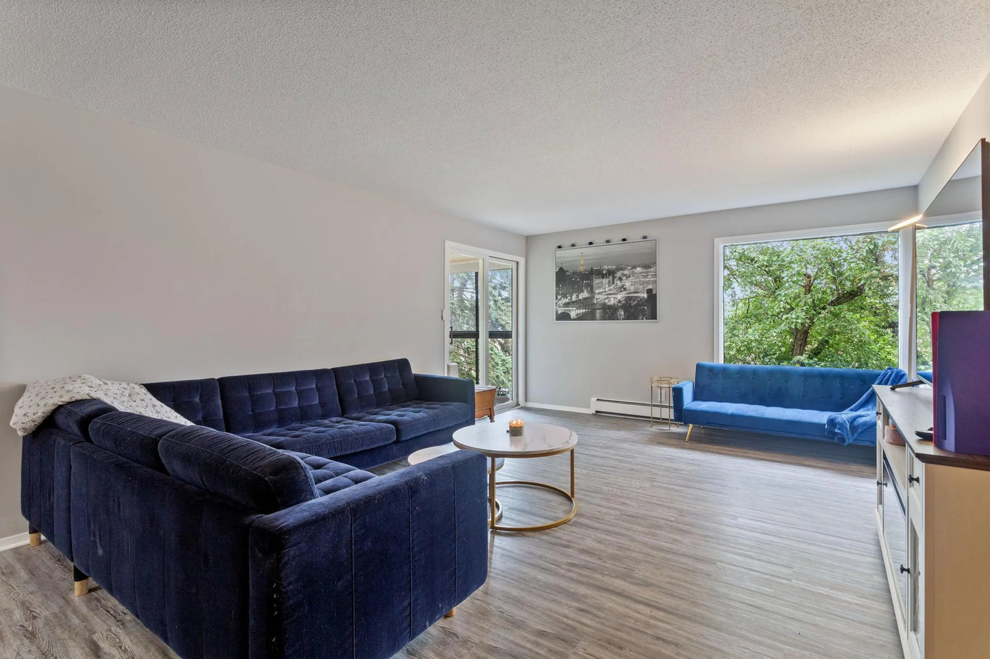 2485 Canabury Drive, Little Canada, MN 55117